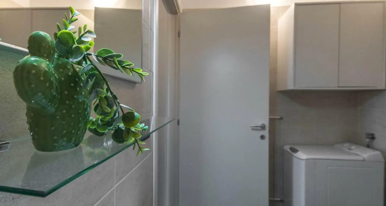 Altido Apt For 4 With Terrace In A Quiet Residential Area Milano Appartamento