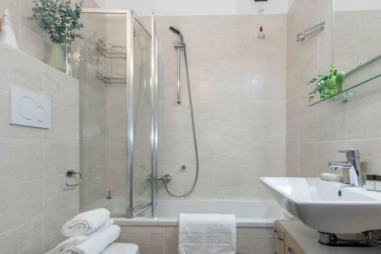 Appartamento Altido Apt For 4 With Terrace In A Quiet Residential Area Milano