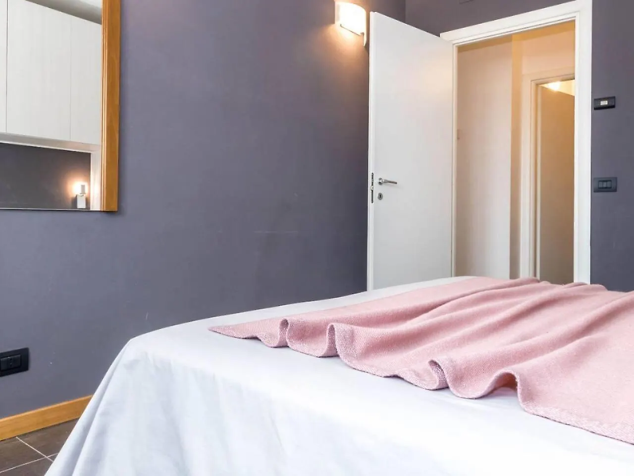 Altido Apt For 4 With Terrace In A Quiet Residential Area Milano